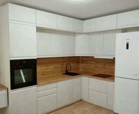 Модульная кухня Бруклин 2.4 x 2 м (Бетон белый) в Назарово - nazarovo.katalogmebeli.com | фото 15